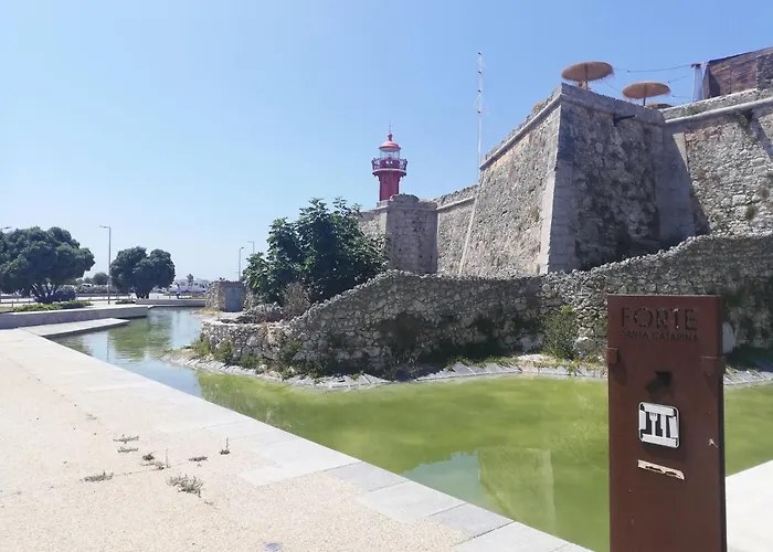 Do Relogio Apartment *